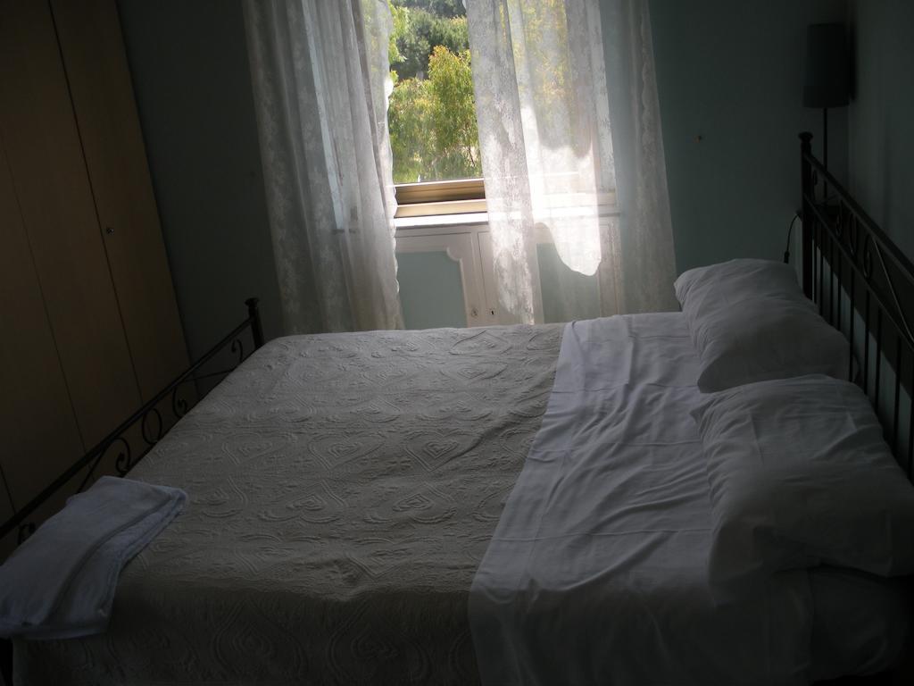 Casa Garbata Bed and Breakfast Rom Rum bild